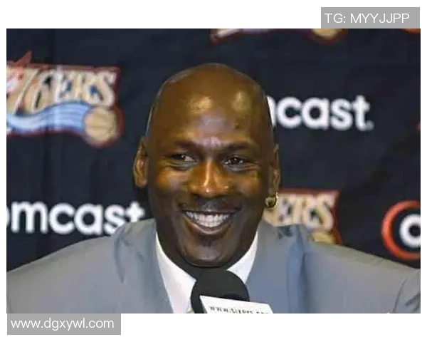 美国美式足球球星涉嫌谋杀案件引发的社会舆论与法律挑战